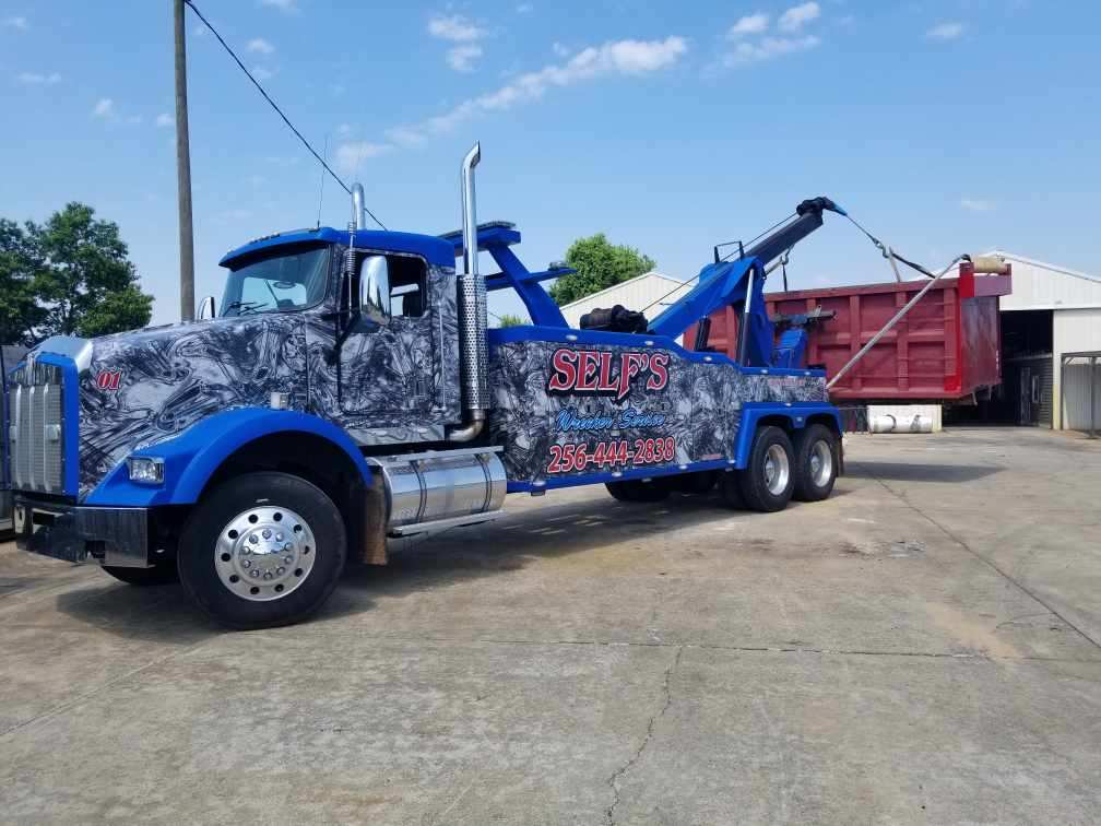 Heavy Duty Towing Company Athens AL | Self's Wrecker Service